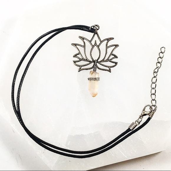 CUSTOM Crystal Lotus - Picture 2 of 5